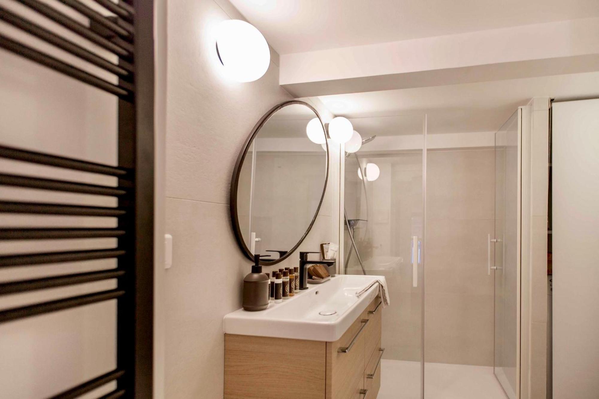 Suede Promenade Duplex Apartment At 1 Min From The Sea 2 Bathrooms ニース エクステリア 写真